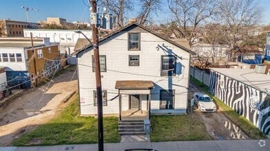 Building Photo - 107 Fry St