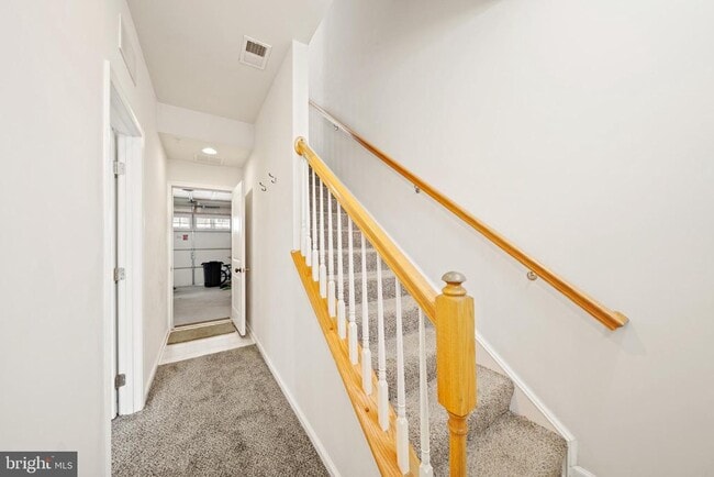 Building Photo - 7470 Singers Way
