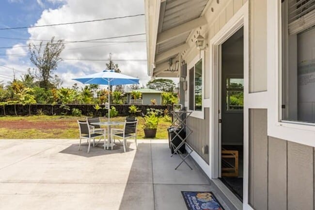 Building Photo - Fully Furnished Studio in Hawaiian Paradise Park