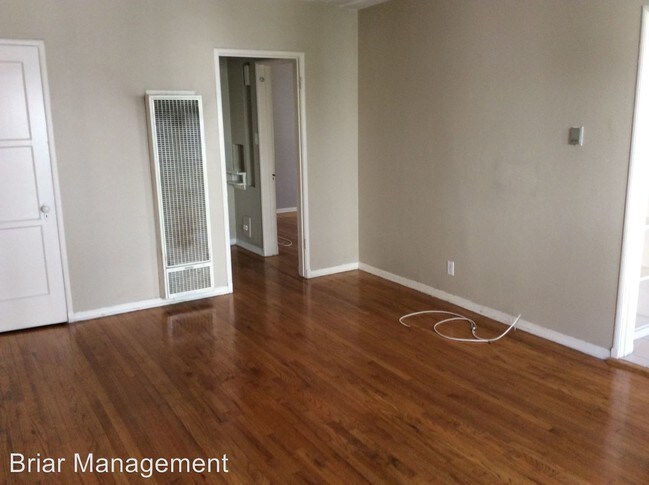 Building Photo - 327 1/2 N Spaulding Ave