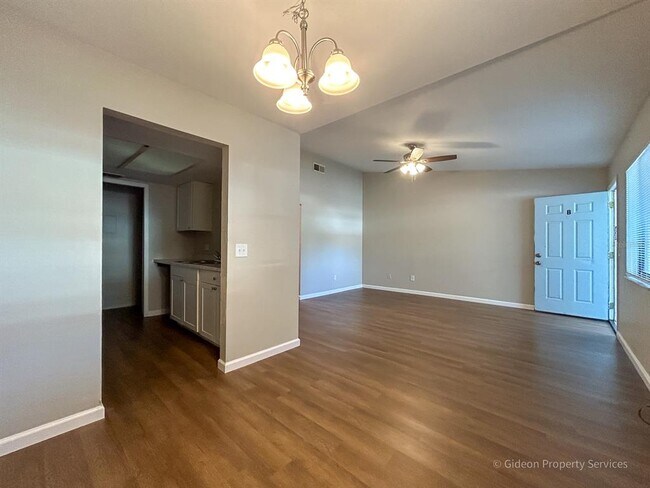 Foto del edificio - 501 SW 69th St