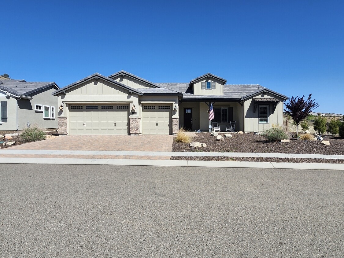 Primary Photo - 5121 Porter Creek Dr