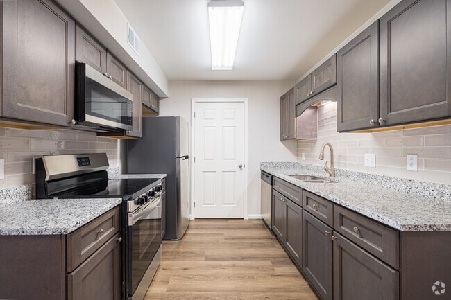 Interior Photo - Cambridge Apartments of Florence