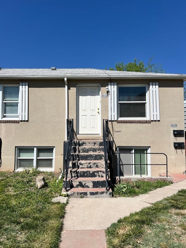 Primary Photo - 513-513 Willard Ave