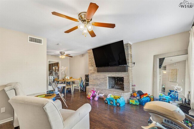 Foto del edificio - 2952 Gossett Dr