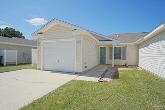 Building Photo - 8061 Stonebrook Dr