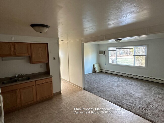 Building Photo - 259 Percy Ave