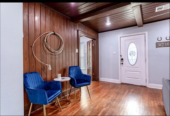 Foto del edificio - 3415 Shelby Ave