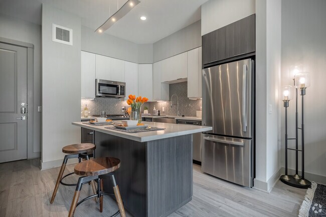 Interior Photo - Domain Heights