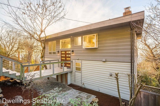 Building Photo - 4107 Aikins Ave SW