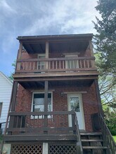 Building Photo - 331 S Davisson St