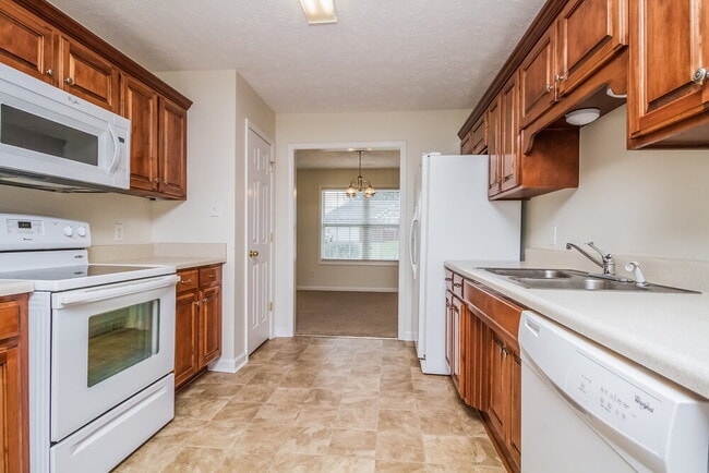 Foto del edificio - 6006 Boxer Pl