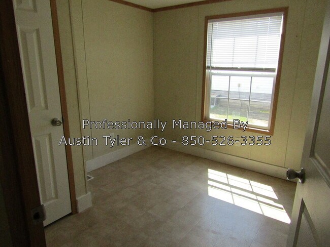 Building Photo - 8112 Old Spanish Trail