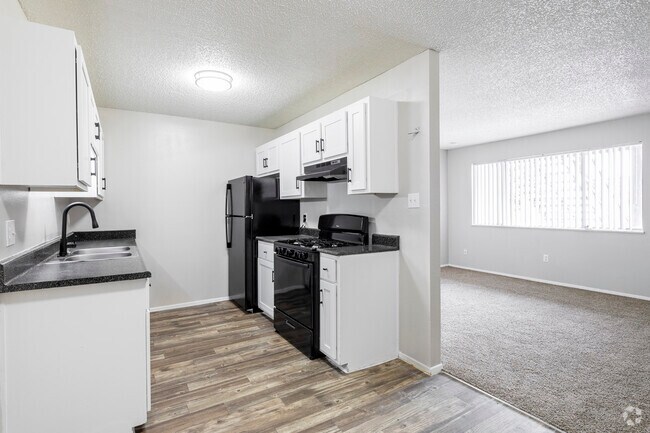 1 BR, 1 BA - 629 SF - MOUNTAIN VISTA