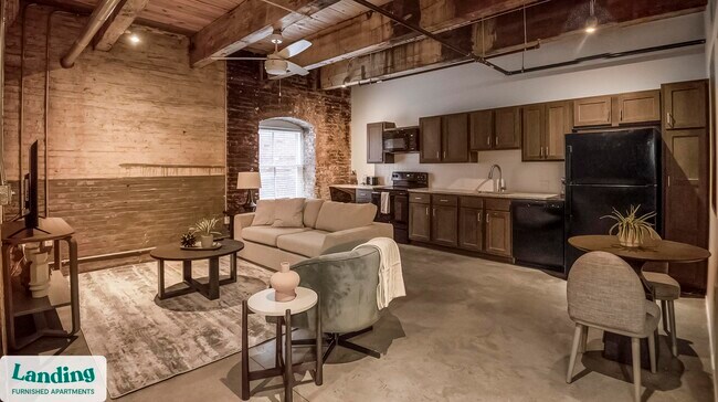 Building Photo - 99 S Front St