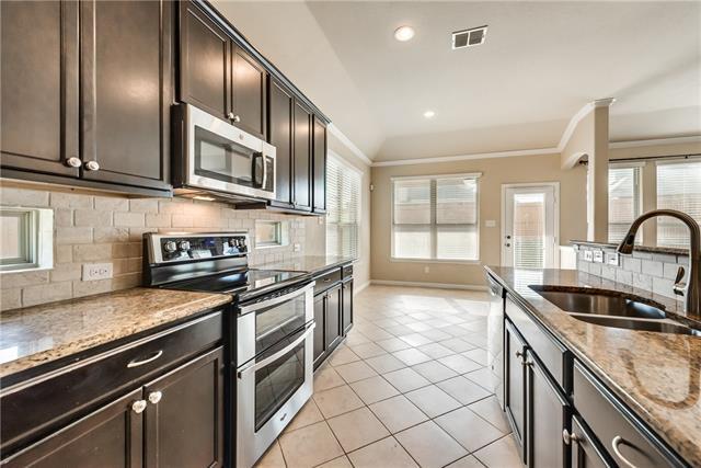 Building Photo - 1404 Nacona Dr