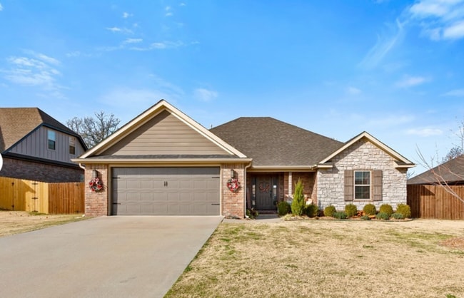 Building Photo - Fabulous Property for Lease - Tontitown AR!