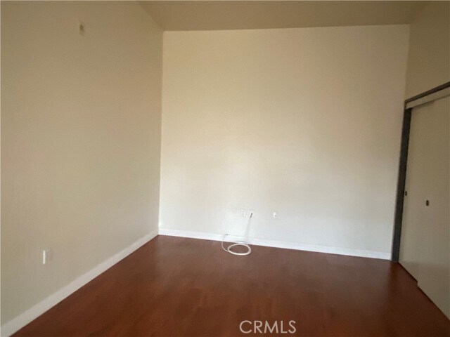 Foto del edificio - 101 W Mission Blvd