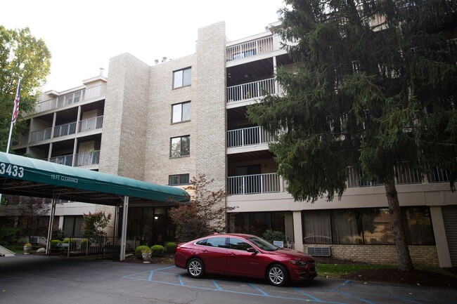 Foto del interior - Toledo Largest Senior Luxury Apartments