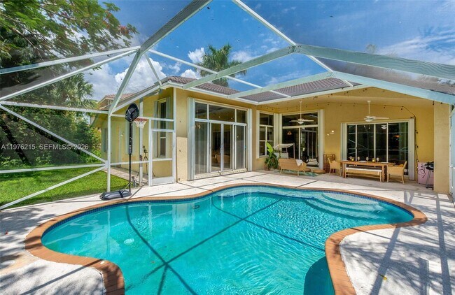 Foto del edificio - 3967 Nighthawk Dr