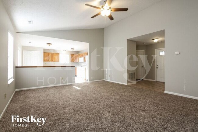 Foto del edificio - 7809 Blue Willow Dr