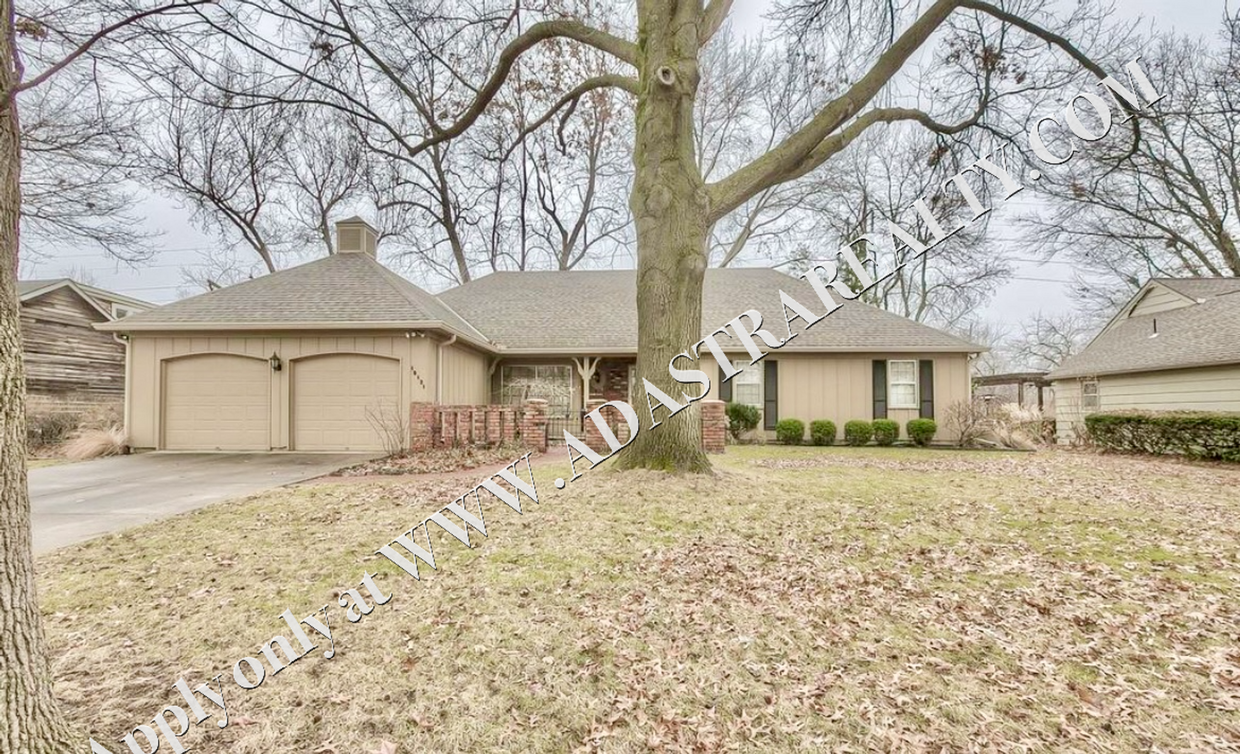 Foto principal - Gorgeous, Spacious Home In Overland Park-C...