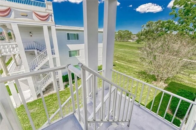 Building Photo - 2460 Franciscan Dr