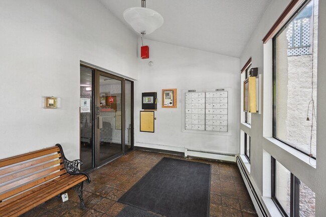 Foto del edificio - 1 Bedroom condo in Wheat Ridge