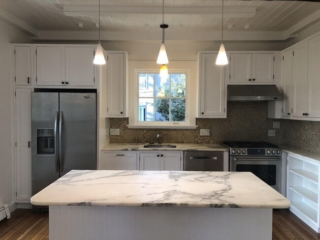 Foto del edificio - 27 Eliot St