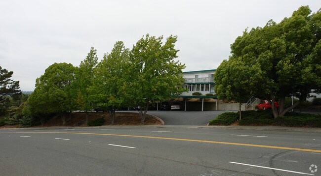 Foto del edificio - 3366 Tennessee St