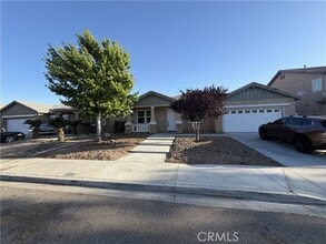 Building Photo - 15940 Greyrock St