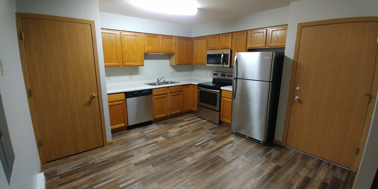 Kitchen - 1360 6th Ave