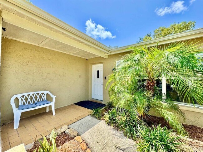 Building Photo - 8134 Winthrop Dr