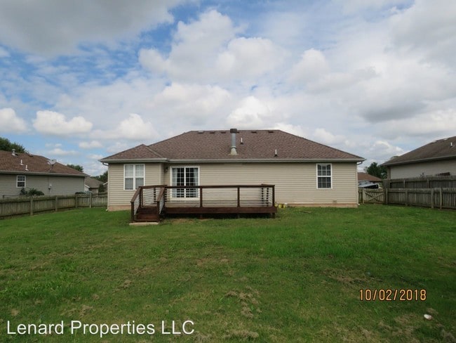 Building Photo - 3 br, 2 bath House - 4044 West Linwood St