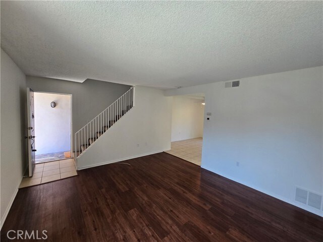 Foto del edificio - 17942 Baron Cir