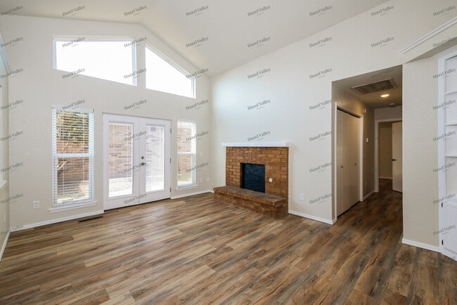 Building Photo - 7623 NW 105th Terrace