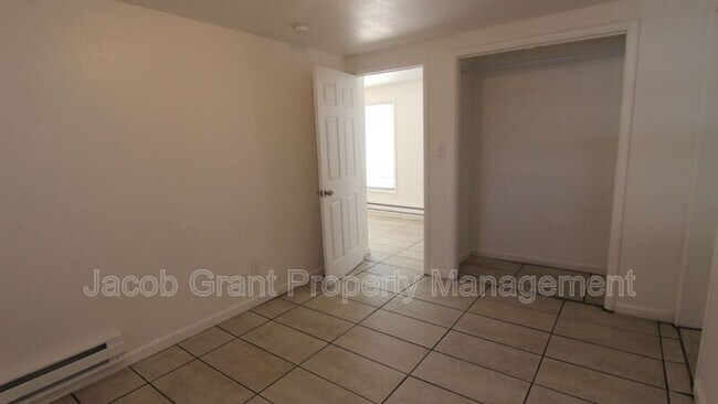 Foto del edificio - 3551 Jason Ave