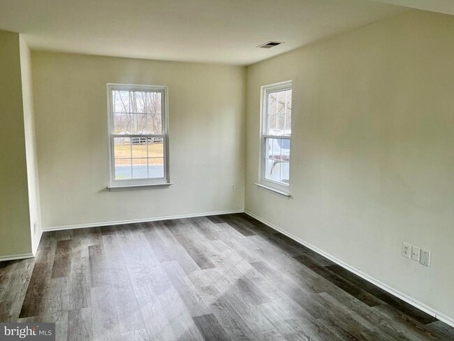 Foto del edificio - 702 Brandon Cir