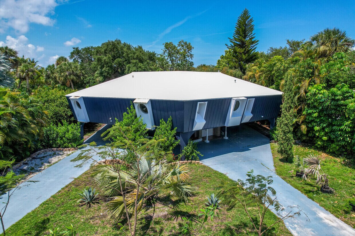 2435 Cardinal Ln Unit Apt 1, Palm Beach Gardens, FL 33410 Condo for