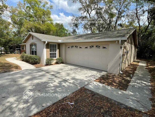 Foto del edificio - 2231 Camellia Dr