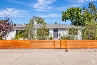 Building Photo - 1130 Castro St