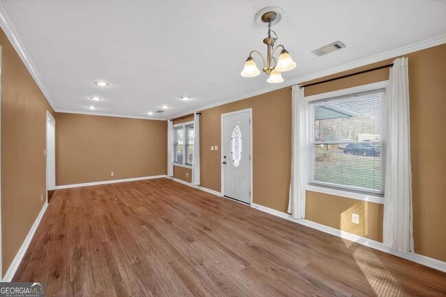 Photo - 871 Hargis St SE House