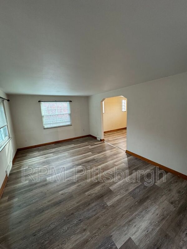 Foto del edificio - 2108 Lucina Ave