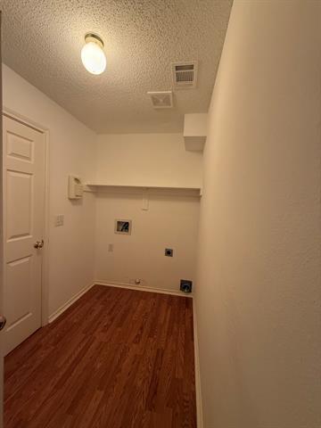 Building Photo - 10059 Cambridge Dr