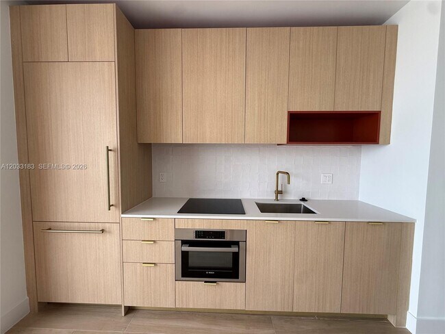 Foto del edificio - 90 NE 32nd St
