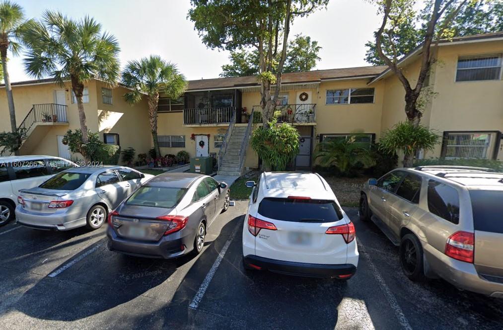 15699 SW 73rd Cir Terrace Unit 18, Miami, FL 33193 Condo for Rent in