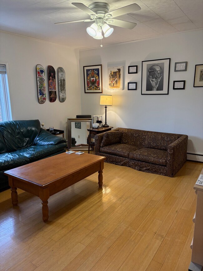 Building Photo - 291 Elm St