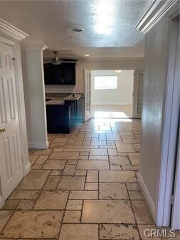 Foto del edificio - 18525 Hawthorn St