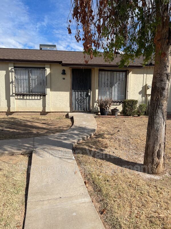 3120 N 67th Ln, Phoenix, AZ 85033 Townhome Rentals in Phoenix AZ