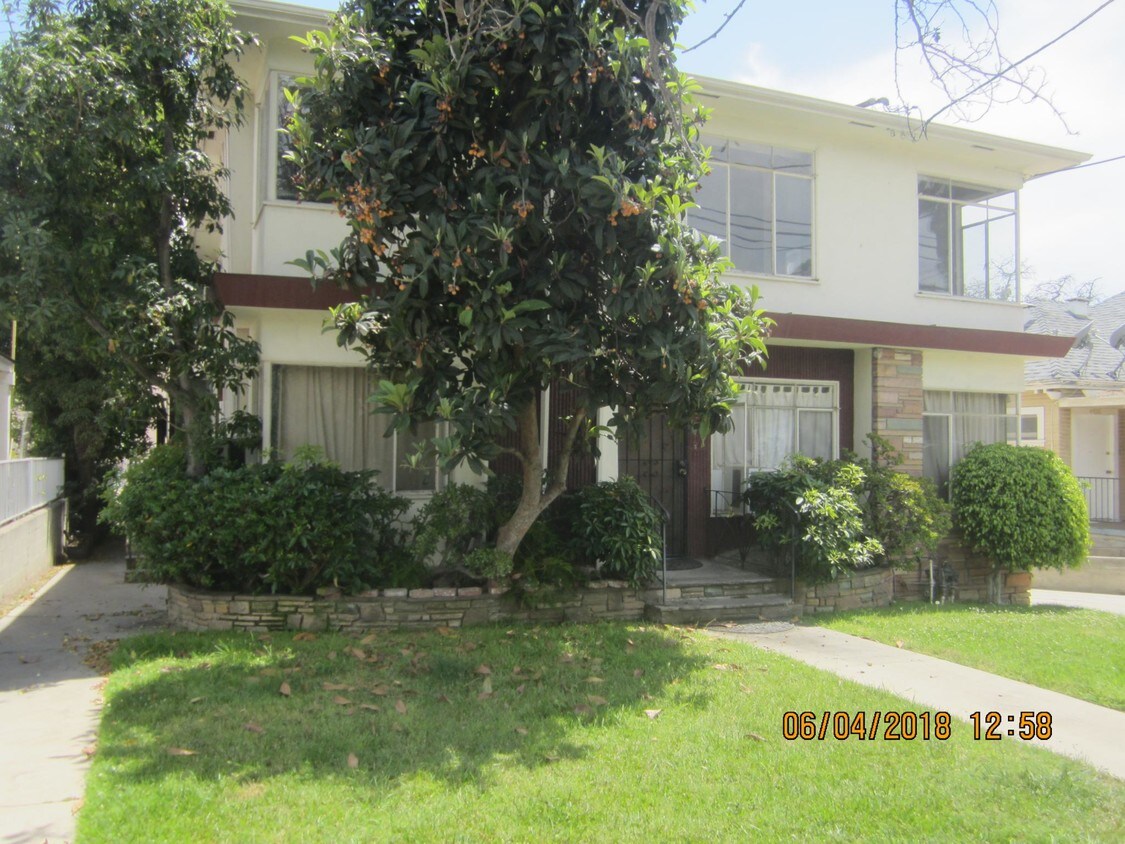 Primary Photo - 4820 Franklin Ave